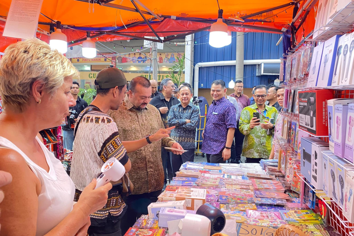 Sesi Turun Padang Di Bazar Aidilfitri, Jalan Tuanku Abdul Rahman, Kuala Lumpur
